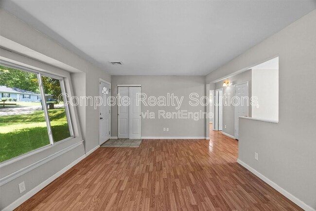 Building Photo - 1144 Northdale Ave