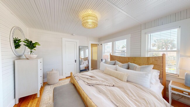 Building Photo - Presenting a meticulously renovated and fu...