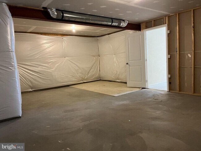 Building Photo - 26 Tollerton Trail