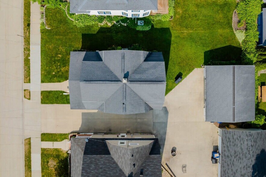 Building Photo - 318 Saratoga Ave