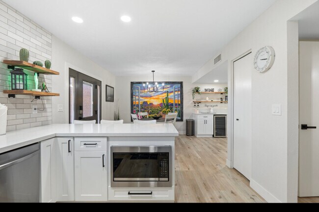 Building Photo - 5903 N 83rd St