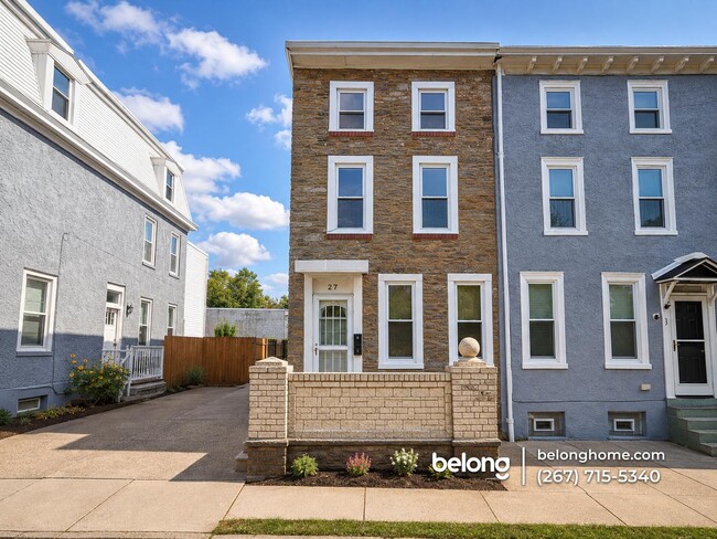 Building Photo - 27 Meehan Ave