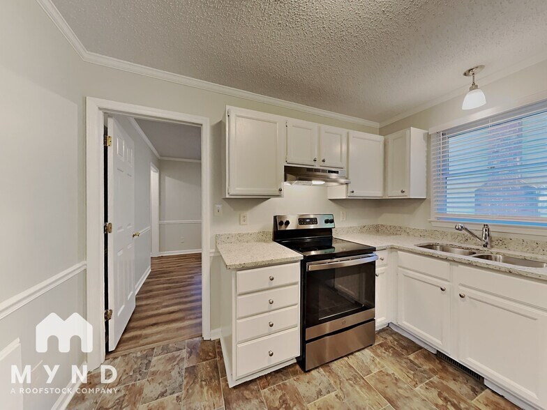 Building Photo - 1329 Cedar Branch Ct