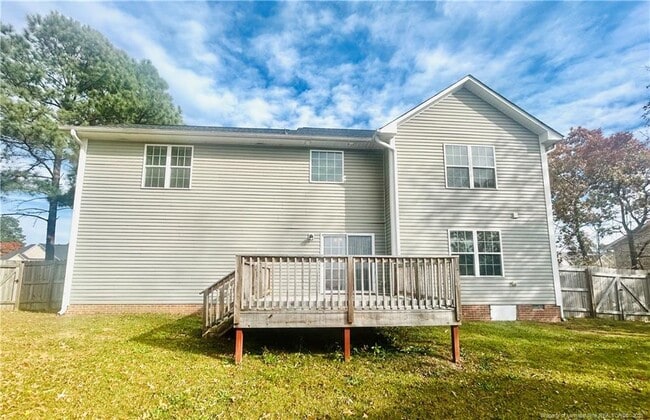 Building Photo - 831 Northview Dr