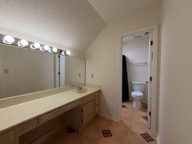 Building Photo - 118 Sunfish Dr