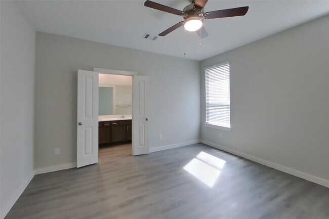 Building Photo - 2350 Bailey Flds Ln