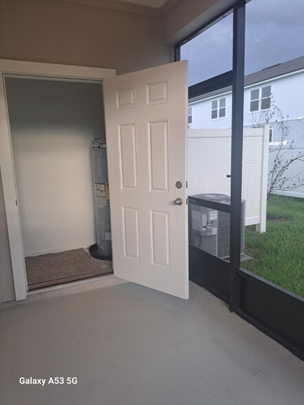 Building Photo - 93 Crisanto Rd
