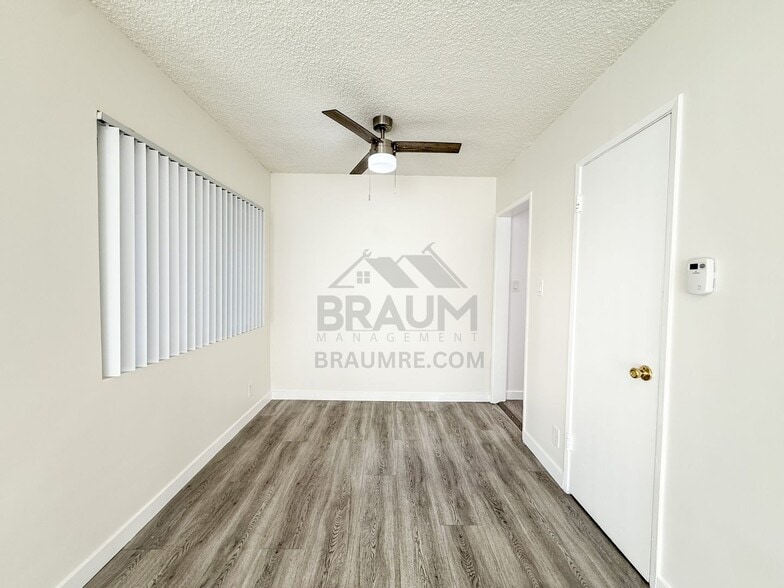 Building Photo - 5433 Sepulveda Blvd