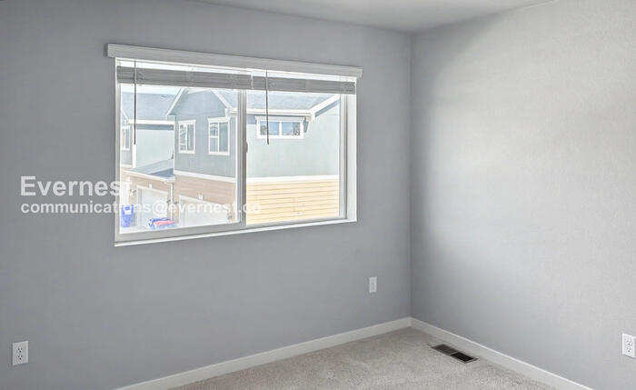 Building Photo - 235 Molinar St