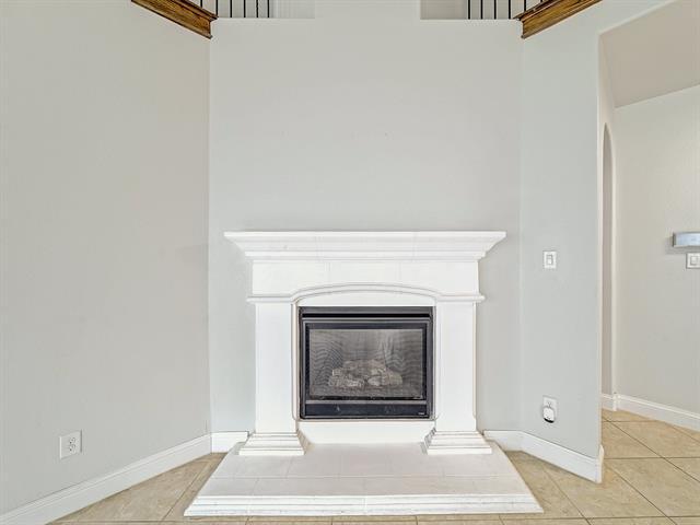 Building Photo - 419 Aylesbury Dr