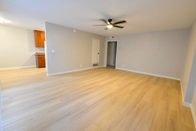 Building Photo - 34031 Street of the Amber Lantern