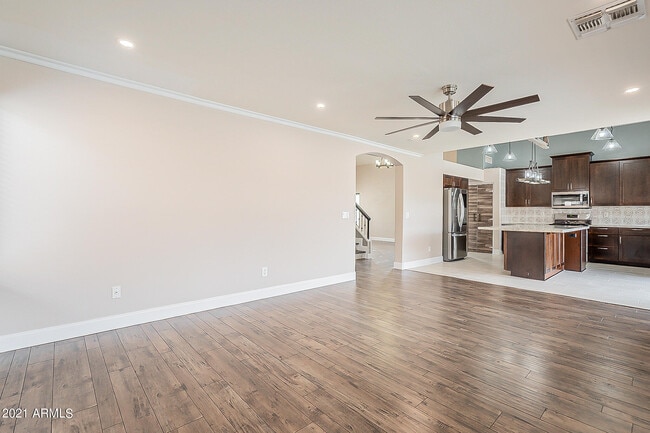 Building Photo - 16010 S 17th Dr