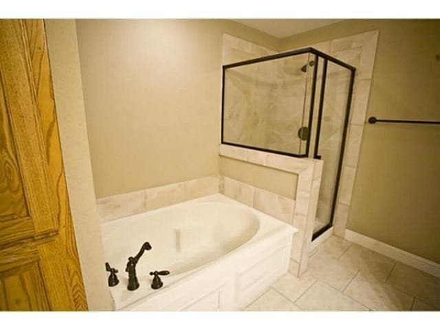 Building Photo - 1303 Halcyon Pl