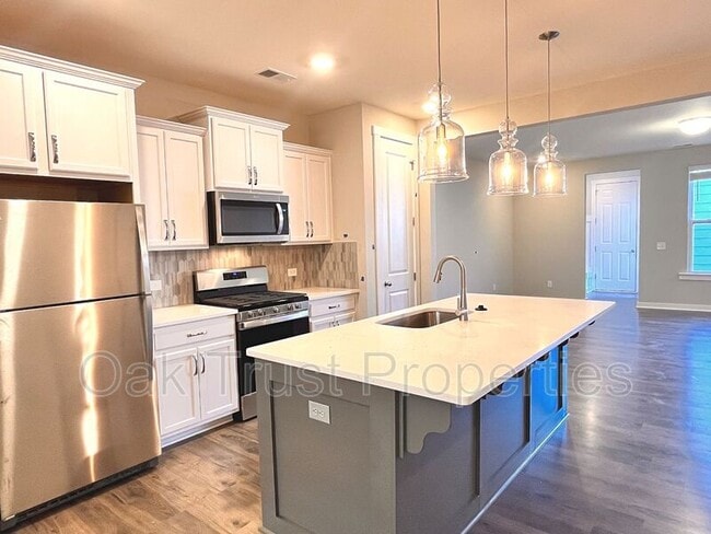 Building Photo - 117 Summer Tanager Dr