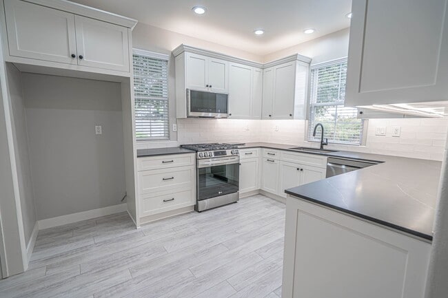 Building Photo - COMING SOON! Woodland 3 Bedroom Home for R...