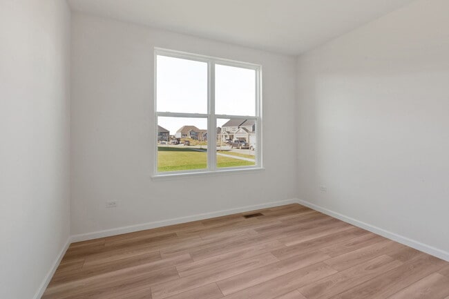 Building Photo - 1889 Bent Grass Wy