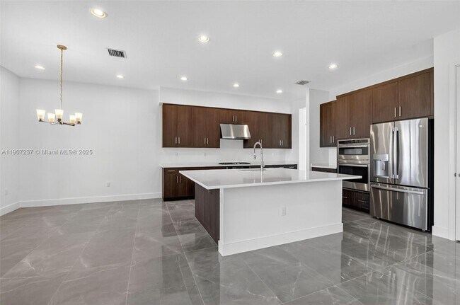 Building Photo - 8215 Crystal Downs Ave