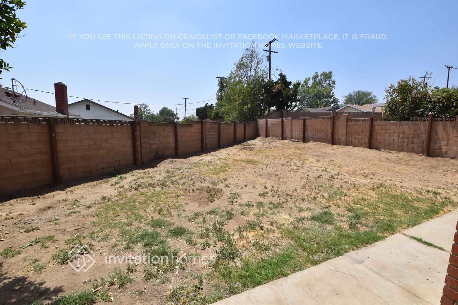 Building Photo - 12889 Fenton Ave