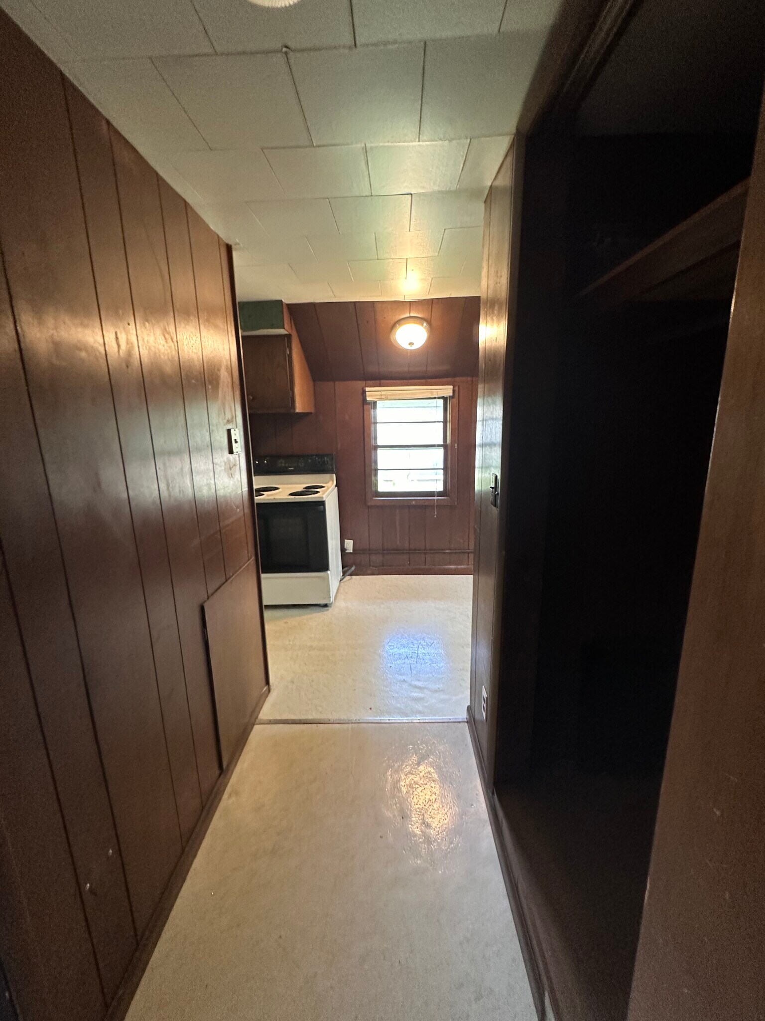 Building Photo - 2416 Algoma St