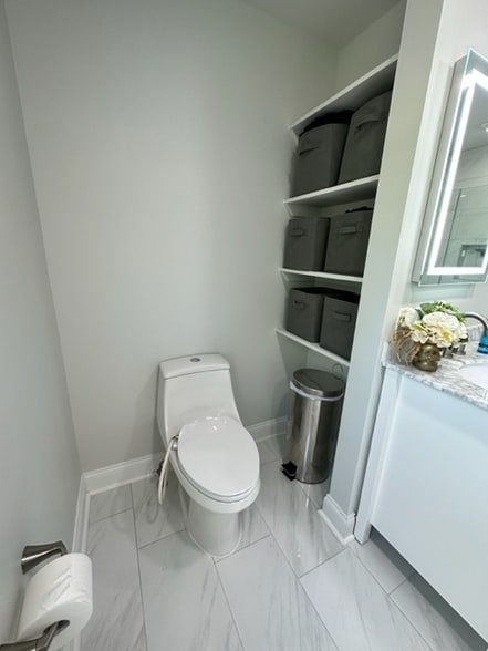 Building Photo - 6021 Park Pl