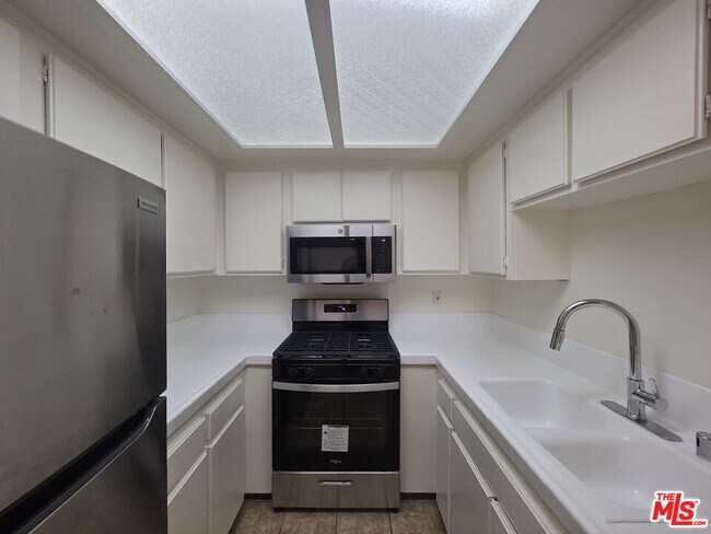 Building Photo - 3204 139th St