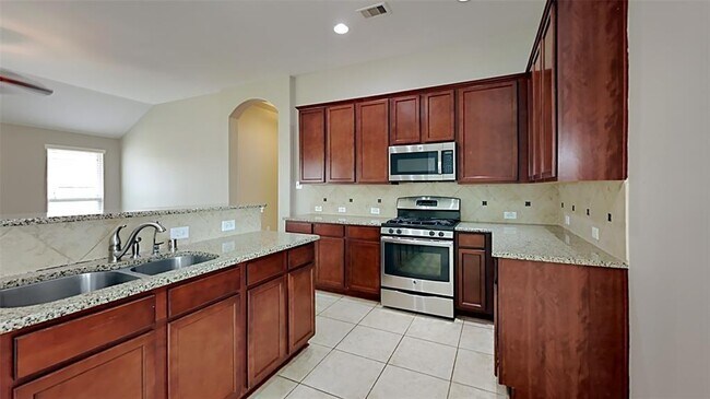 Building Photo - 21603 Palaramo Ct