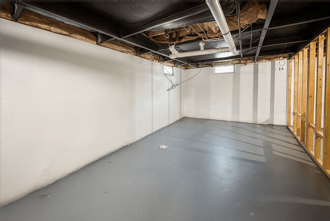 Building Photo - 5710 Pheasant Ave