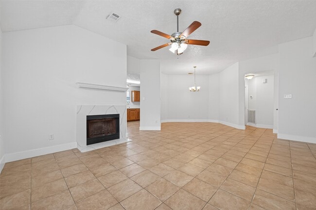 Building Photo - 18822 Yaupon Trail