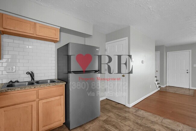 Building Photo - 3072 Morsetown Ct S