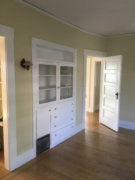 Dining Room - 2240 Rose St