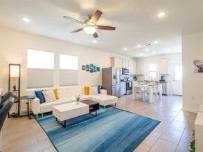 Building Photo - 13019 Tarland St