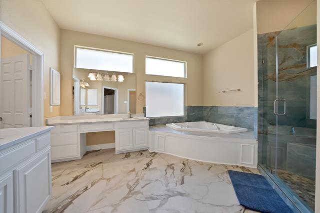 Building Photo - 3700 Wagon Wheel Dr
