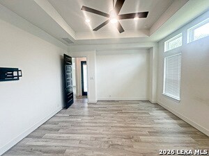 Building Photo - 418 Corwin Spgs