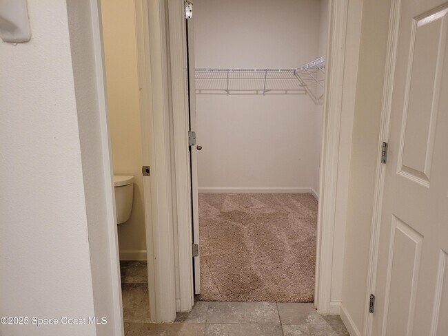 Building Photo - 760 Acadia Ct SE