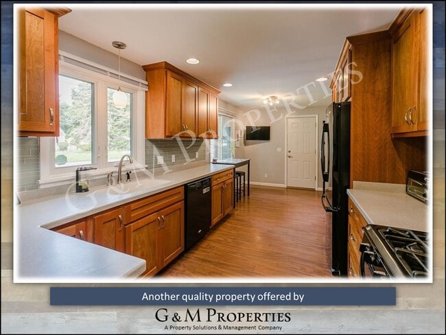 Building Photo - 4-Bedroom Single-Family Home Rental - Penf...