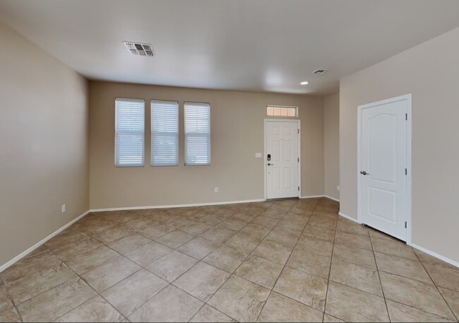 Building Photo - 6558 W Montebello Ave