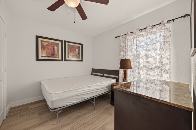 Building Photo - 4309 Beggs St