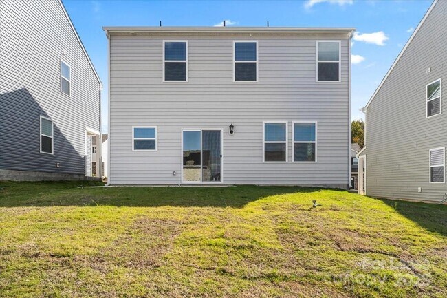 Building Photo - 1339 37th Ave Lane NE