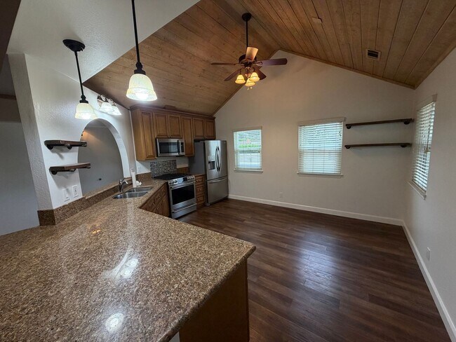 Building Photo - 608 Hope Terrace Ct