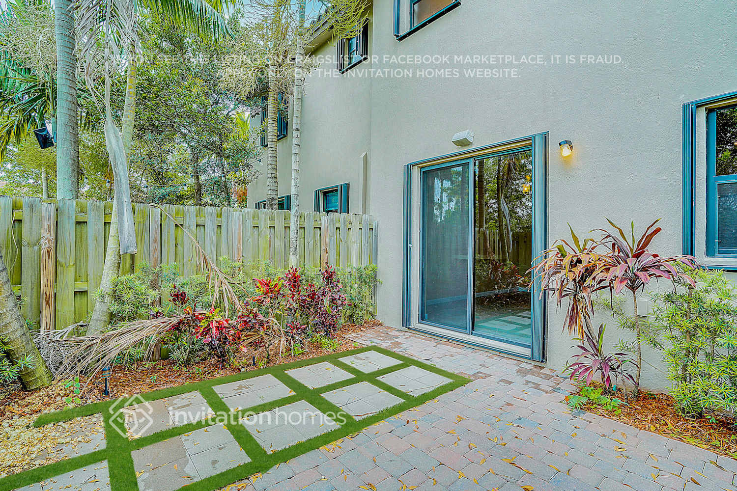 Building Photo - 25062 SW 115th Ave
