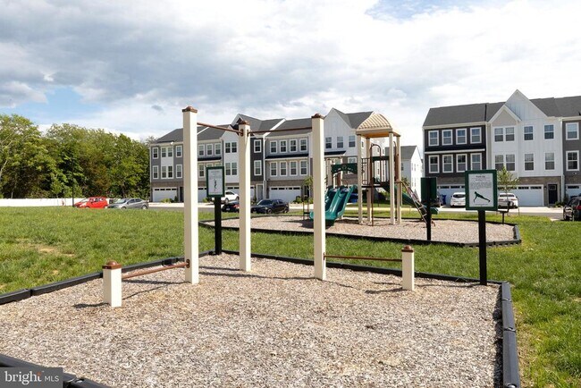 Building Photo - 3912 Applegate Ct