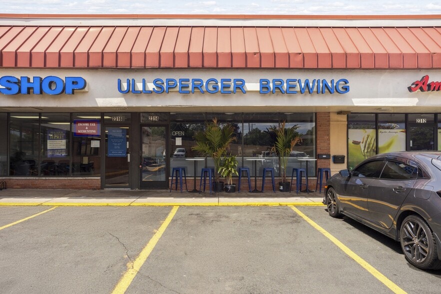 Building Photo - 2820 Idaho Ave S