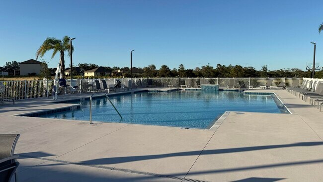 Building Photo - 6714 Rumine Cir