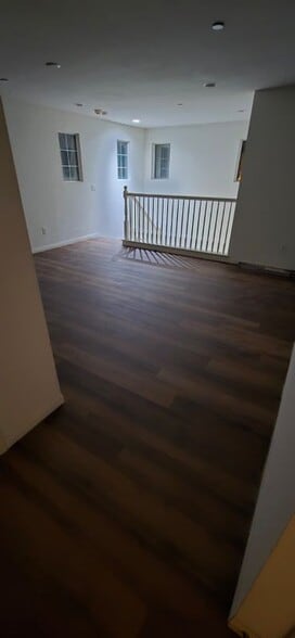 Building Photo - 5548 Hartness Court