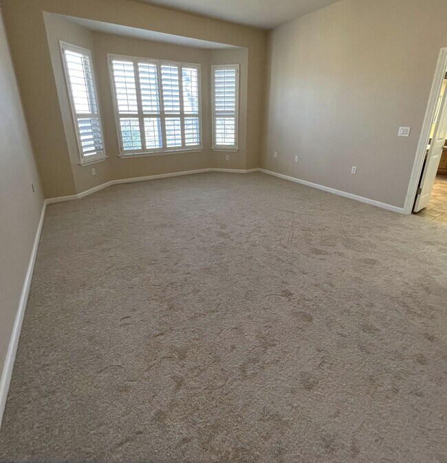 Building Photo - 106 Morning Glory Cir