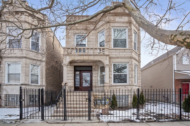 Building Photo - 1355 S Springfield Ave