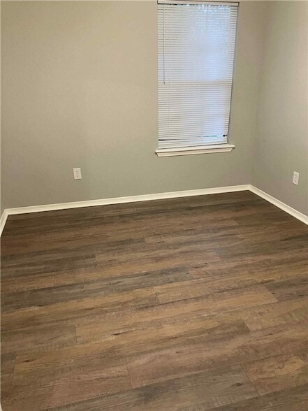 Building Photo - 1227 S Camellia Ln