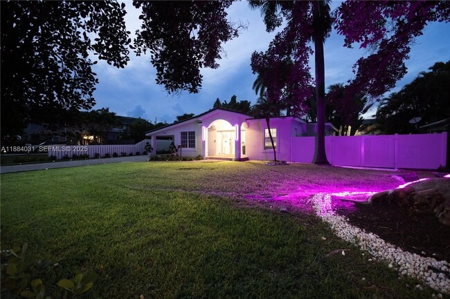 Building Photo - 1435 Grant St