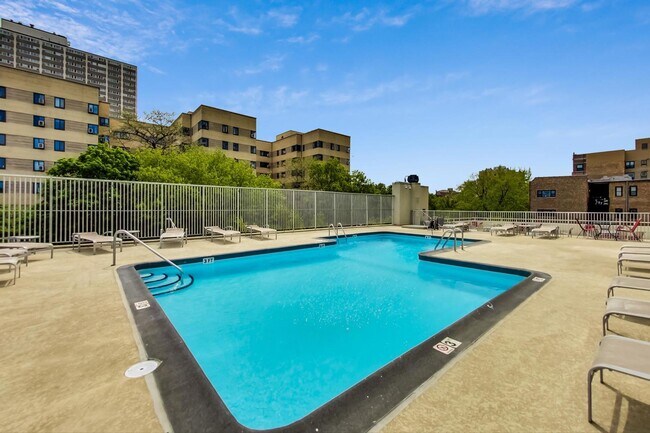 Building Photo - 5100 N Marine Dr