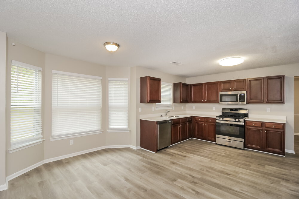 Building Photo - 1037 Summer Cypress Dr